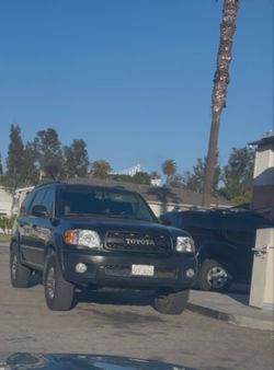 2004 Toyota sequoia