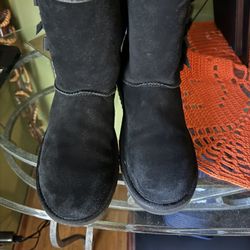 Boots Kookaburra Size 9 Like New