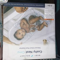 Cushy Nest Cirro Infant Mesh Bather- Grey Fish