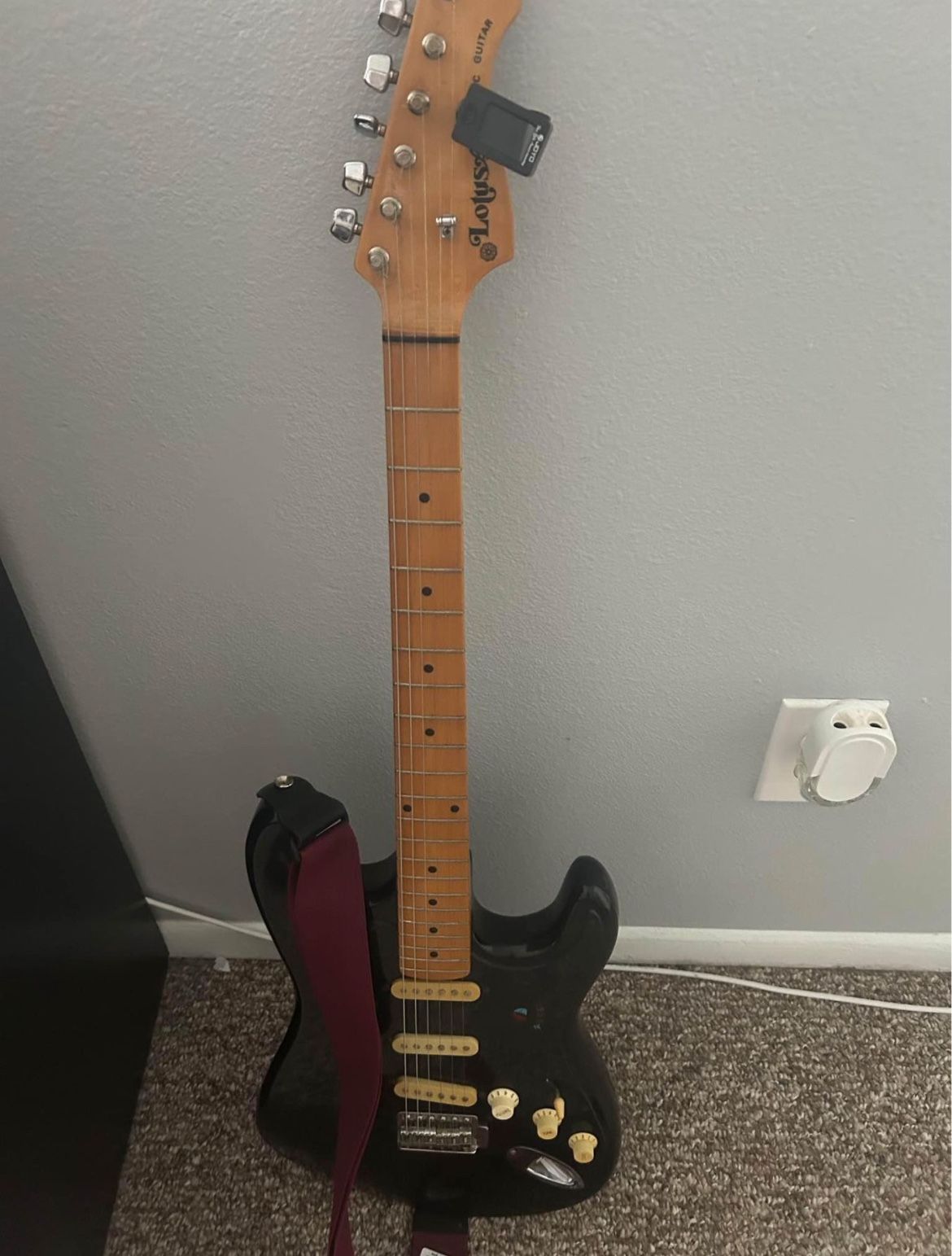 Lotus guitar