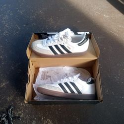 Adidas Samba J (Kids) $20