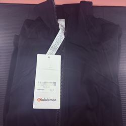 🖤 Classic black Lululemon jacket 🖤
