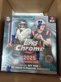 Topps chrome nfl 2025