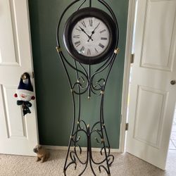 Large Standing Clock 🕰️ 