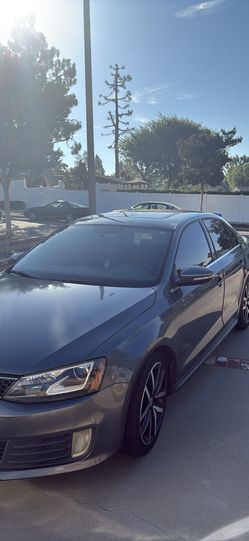 Volkswagen Jetta GLI