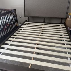 Queen’s gambit - Grab This Queen Size Bed Frame Before It’s Gone! 