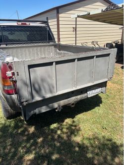 Tommy lift gate