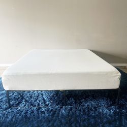 Queen Memory Foam Bed Set Mattress & Frame - Excellent Condition