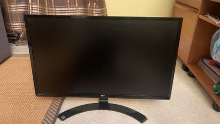 LG Monitor 24” 