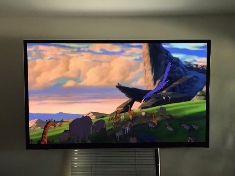 TV 65" Panasonic VIERA plasma TC-P65VT50 1080p Full HD - $1300