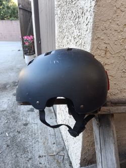 Bicycle helmet