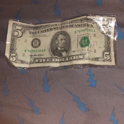 Old 5 Dollar Bill 