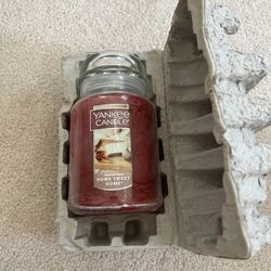 Yankee Candle - Home Sweet Home Scent