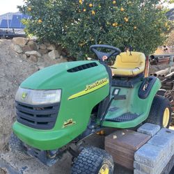 John Deer Riding Lawn Mower