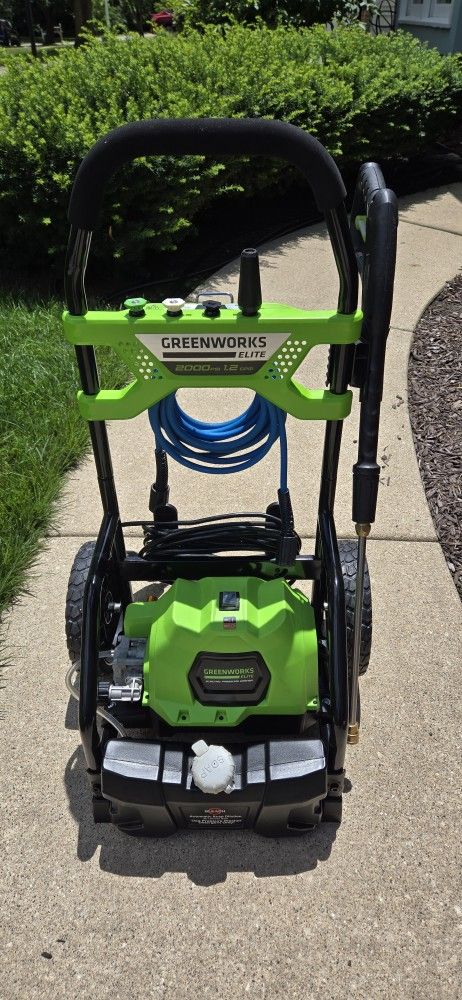 2024 Greenworks 2000-PSI Electric power washer
works perfectly. come test it out
$149