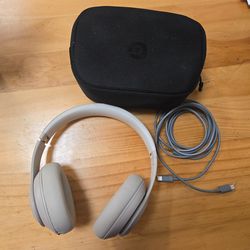 Beats Studio Pro