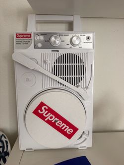 record player Supreme record player