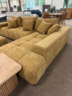 New sectional sofa| LOWEST FURNITURE PRICES| FINANCE AVAILABLE
