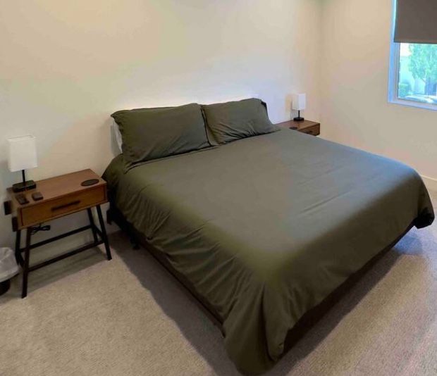 Casper Queen Bed Frame, Foundation and Mattress (GREAT Condition)