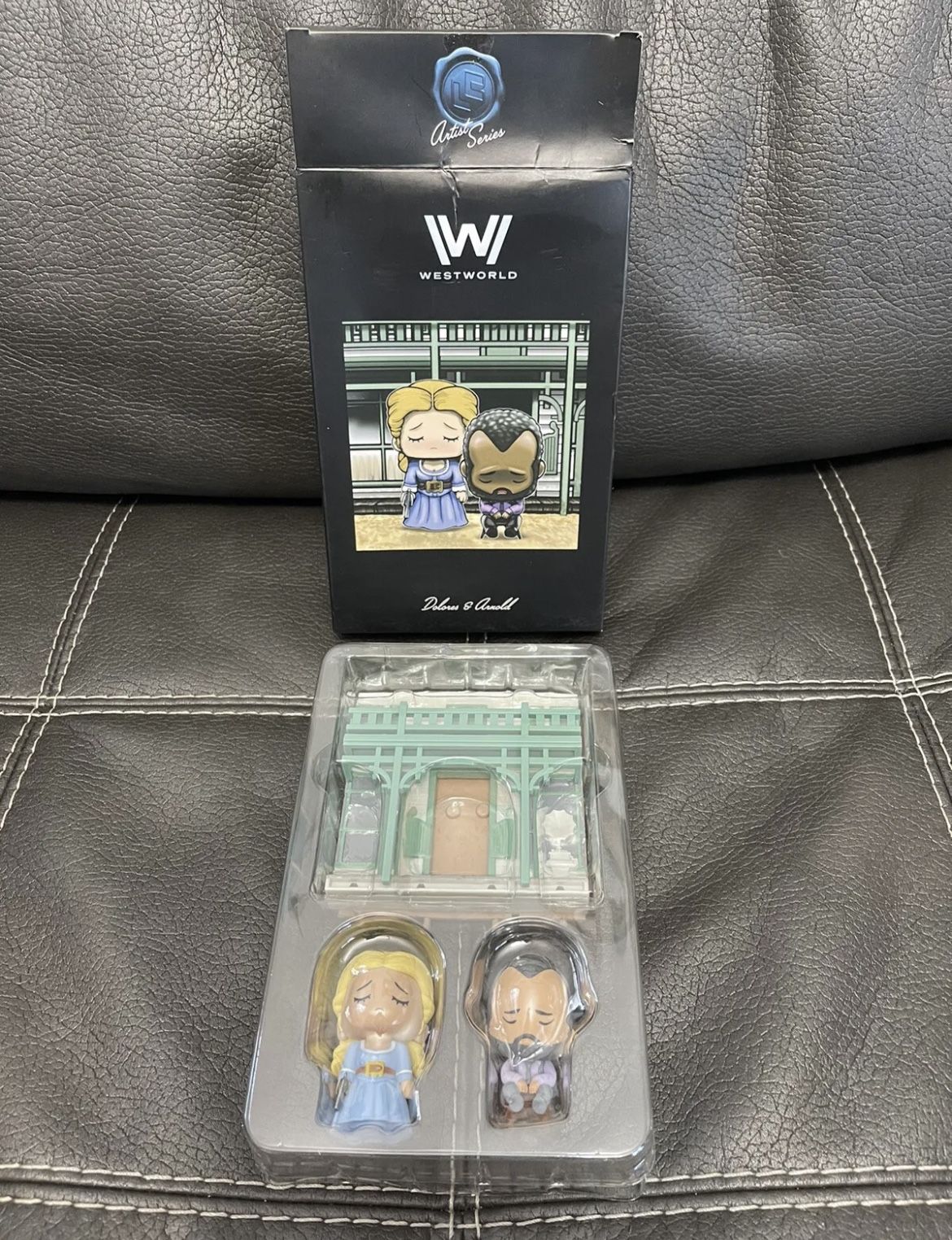 DOLORES & ARNOLD Figures Lootcrate Exclusive New Westworld 