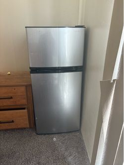 New Stainless Steel Mini Fridge w/ Freezer – Works Perfectly