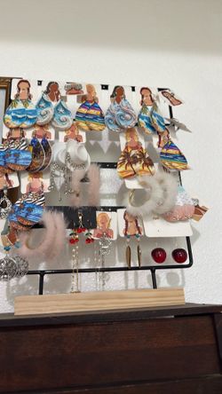 Brand new earrings all sets