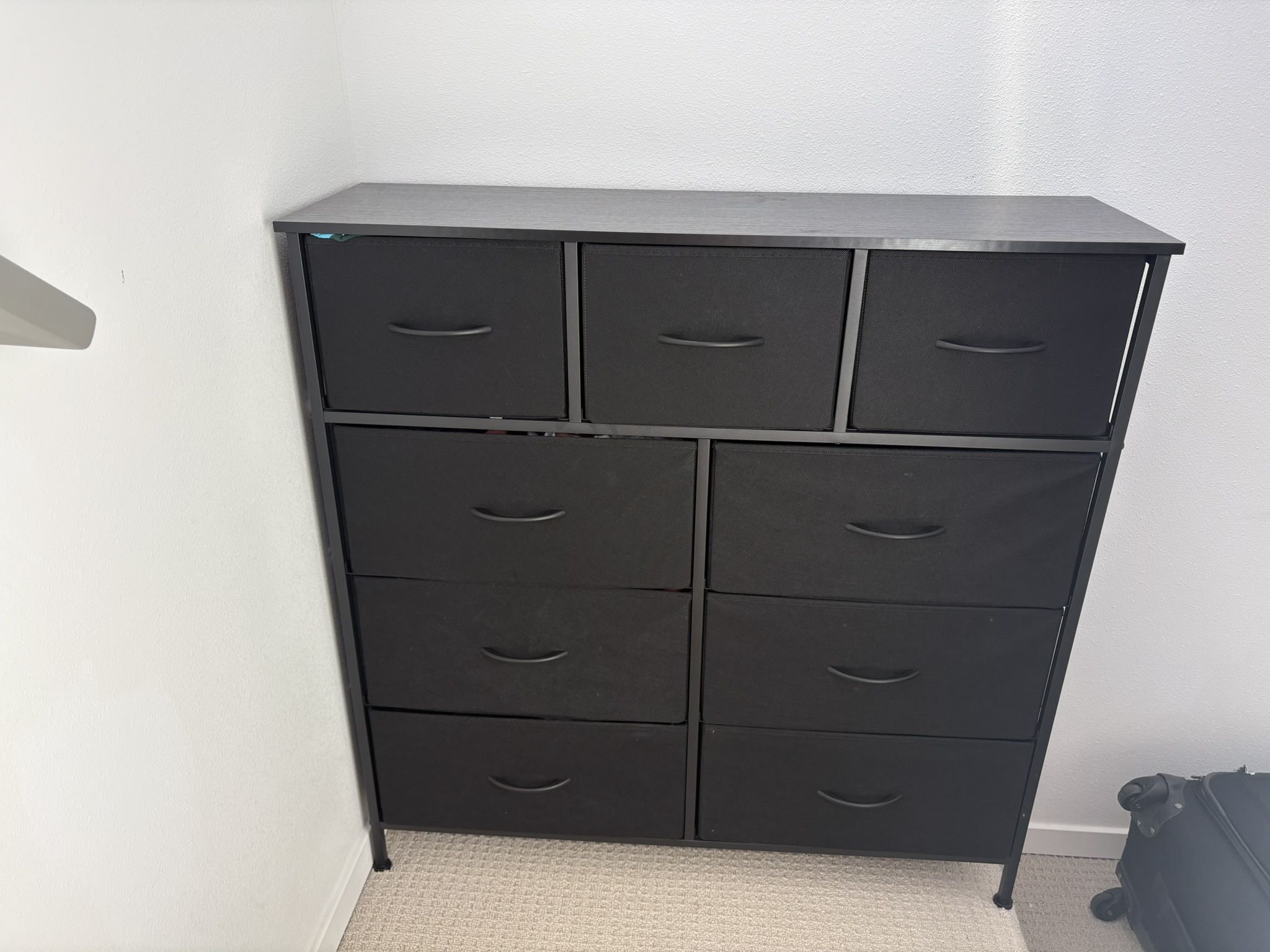 Large- Drawer Dresser