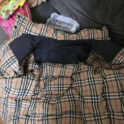 Burberry Puffer Jacket Size Large 