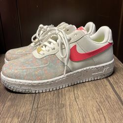 Women’s Nike Air Force 1size7