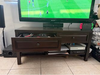 Entertainment stand