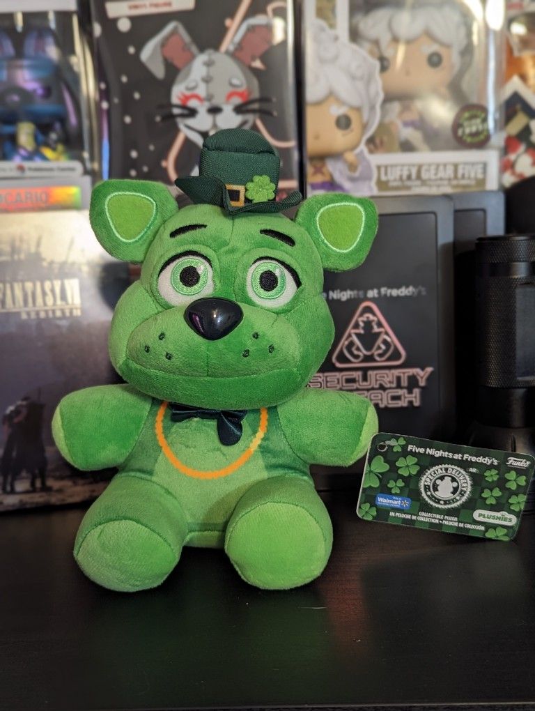 Five Nights at Freddy's Special Delivery NWT Shamrock Freddy Plushie FNAF