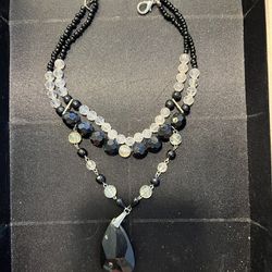 Necklace - Black and White