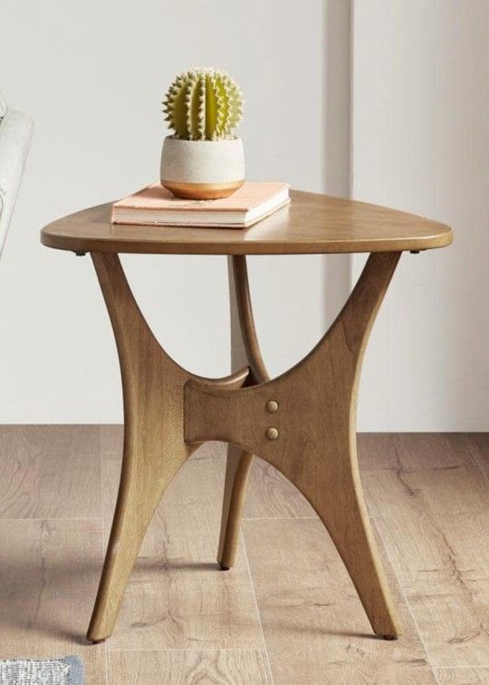 Ink+Ivy Blaze Light Brown Triangle Wood Side Table