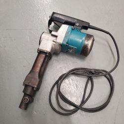 Makita HM1211 10 Amp 3/4 in. Hex Corded Demolition Hammer with AC/DC Switch and Hard Case