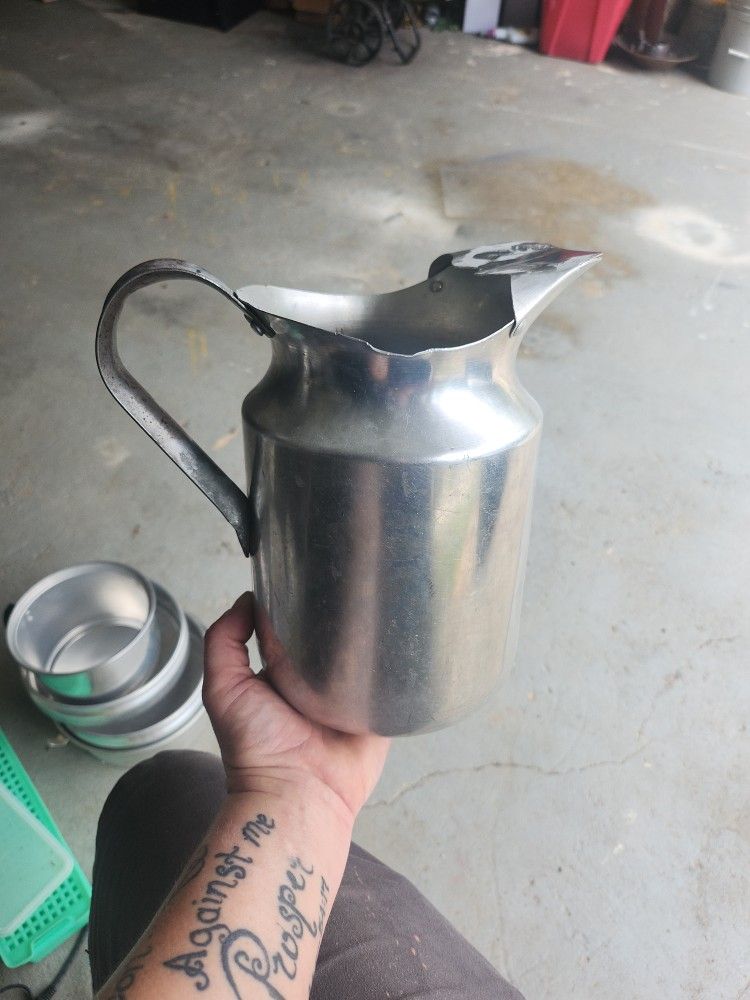 Vintage Aluminum DURA WARE New York Service Water Pitcher 2 3/4 Qt Capacity(N)