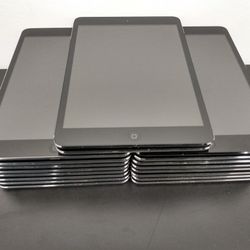 Ipad Mini - great for google classroom, youtube & netflix PLUS free warranty ready for activation 