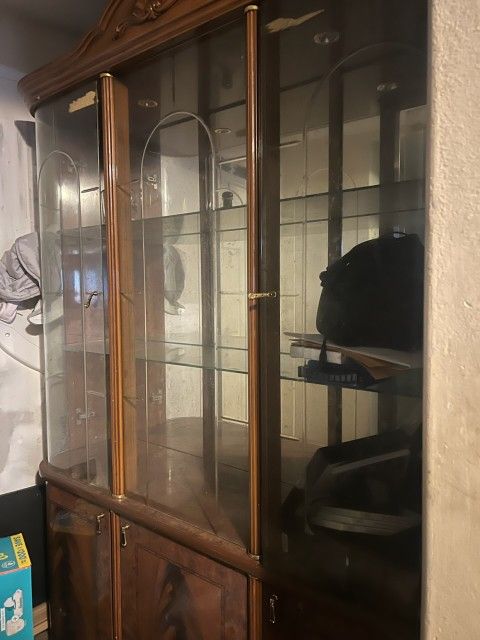 Cabinet/ Shelf Beautiful Great Condition