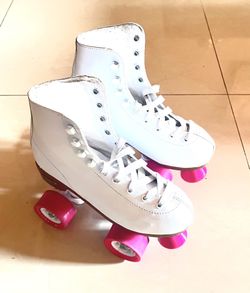 Chicago Women's Roller Skates