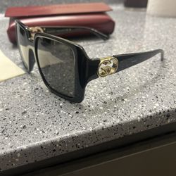 Gucci sun glasses