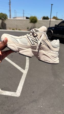 New Balance 9060 – Grey/Beige – Size 4.5Y