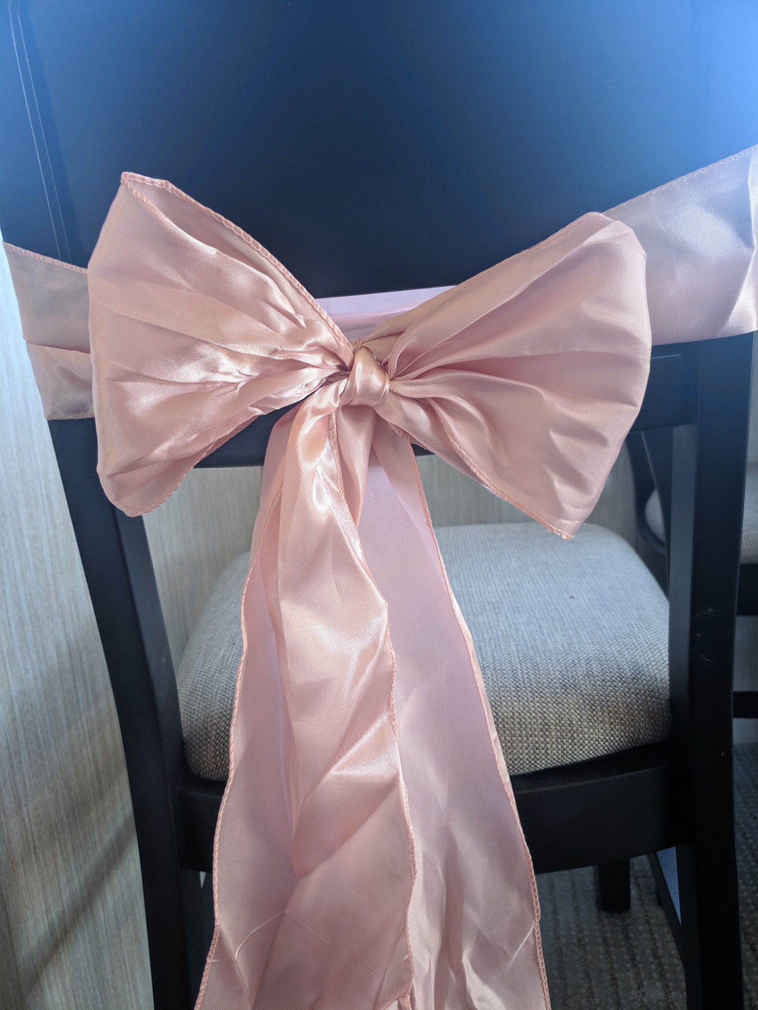 Chair tie light pink