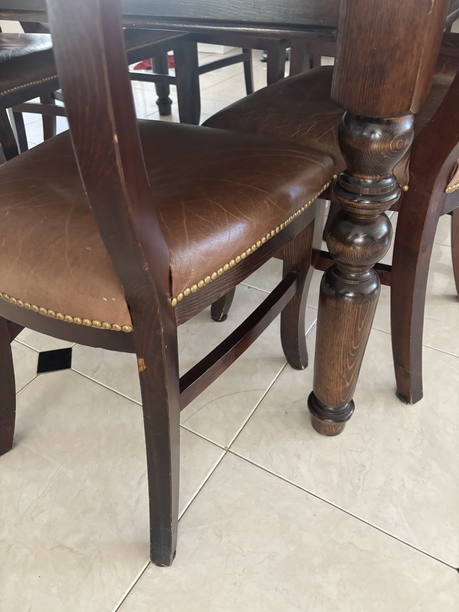 Beautiful Dining Table With 8 Cushioned Chairs