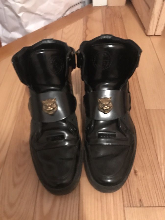 Gucci high tops black almost new size 10.5