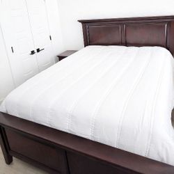 Queen Bed