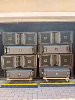 (8) JBL VERTEC VT4888DP-DA Active 3-Way Line Arrays with DPDA digital audio input module