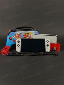 Nintendo Switch OLED 64GB White Edition – Mario Bundle