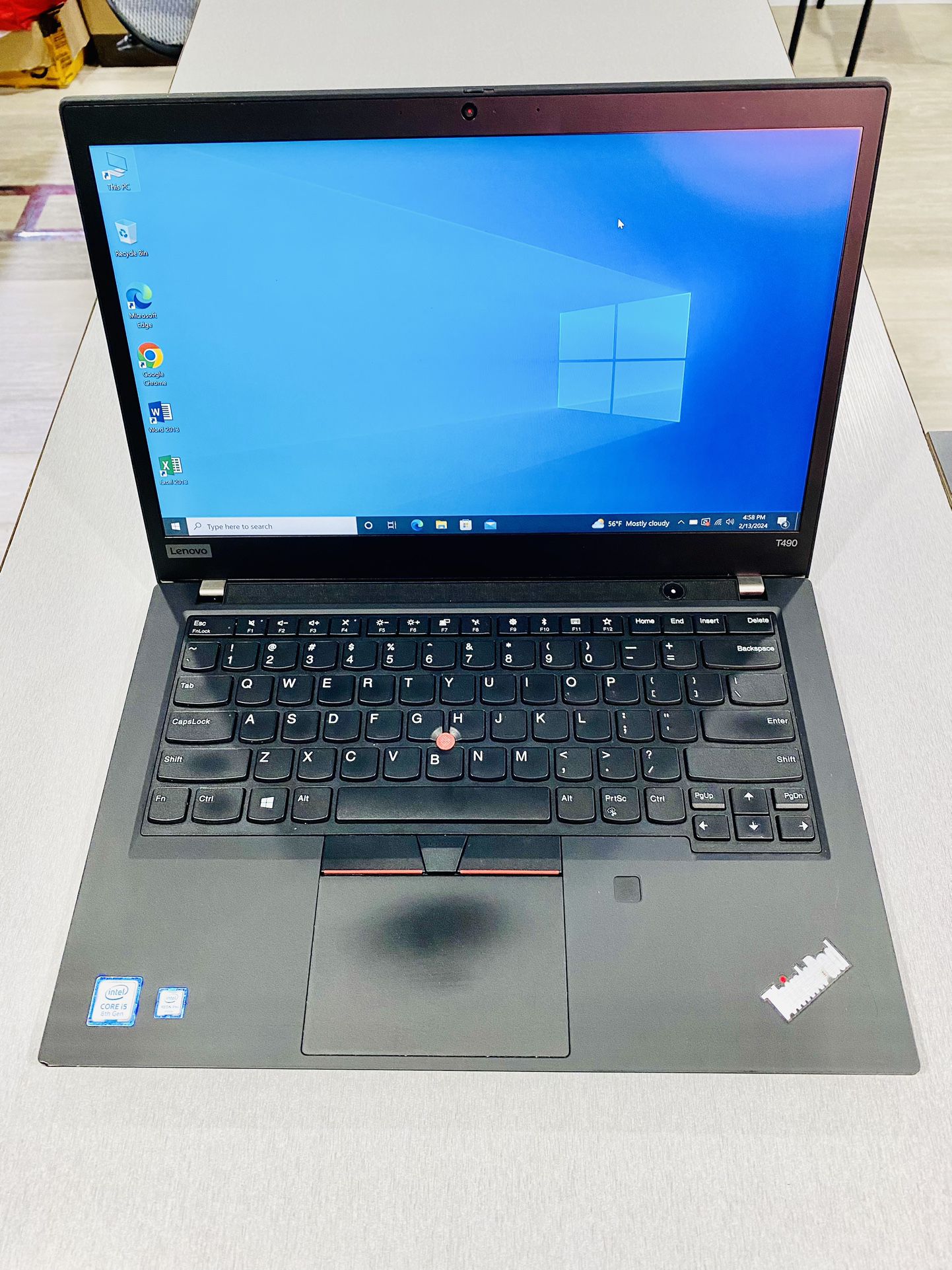 Lenovo ThinkPad T490 (Core i5-8265U, 1.60GHz, 8GB, 256GB SSD)