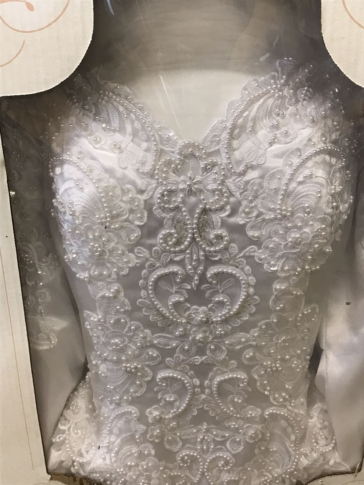 David’s bridal wedding gown