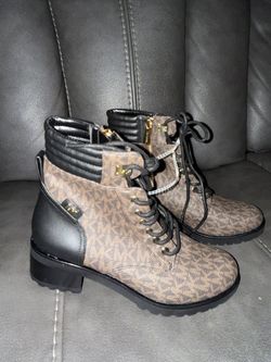 Michael Kors Boots 