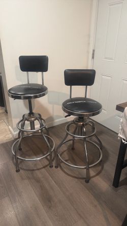 Olympia tools adjustable stool